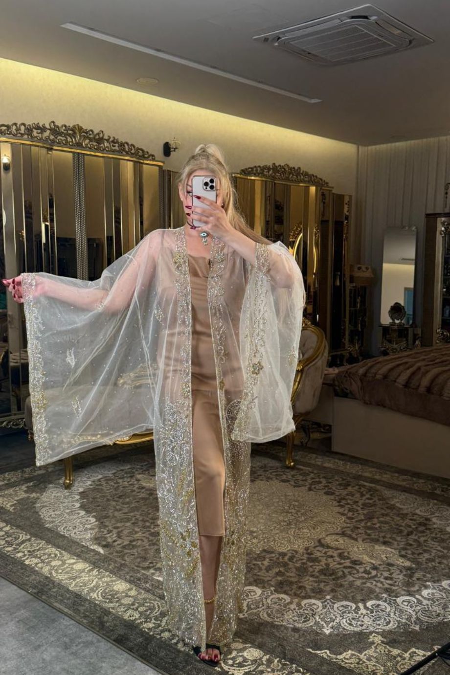 طقم مناسبة فري سايز بشت مع فستان بينصل – أناقة فاخرة لجميع المقاسات