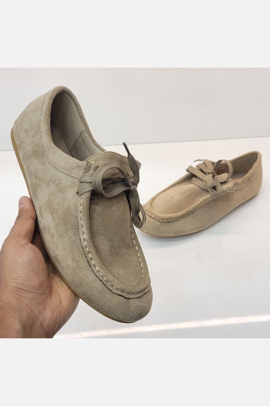 حذاء شمواه إيطالي فاخر – تصميم أنيق وجودة عالية