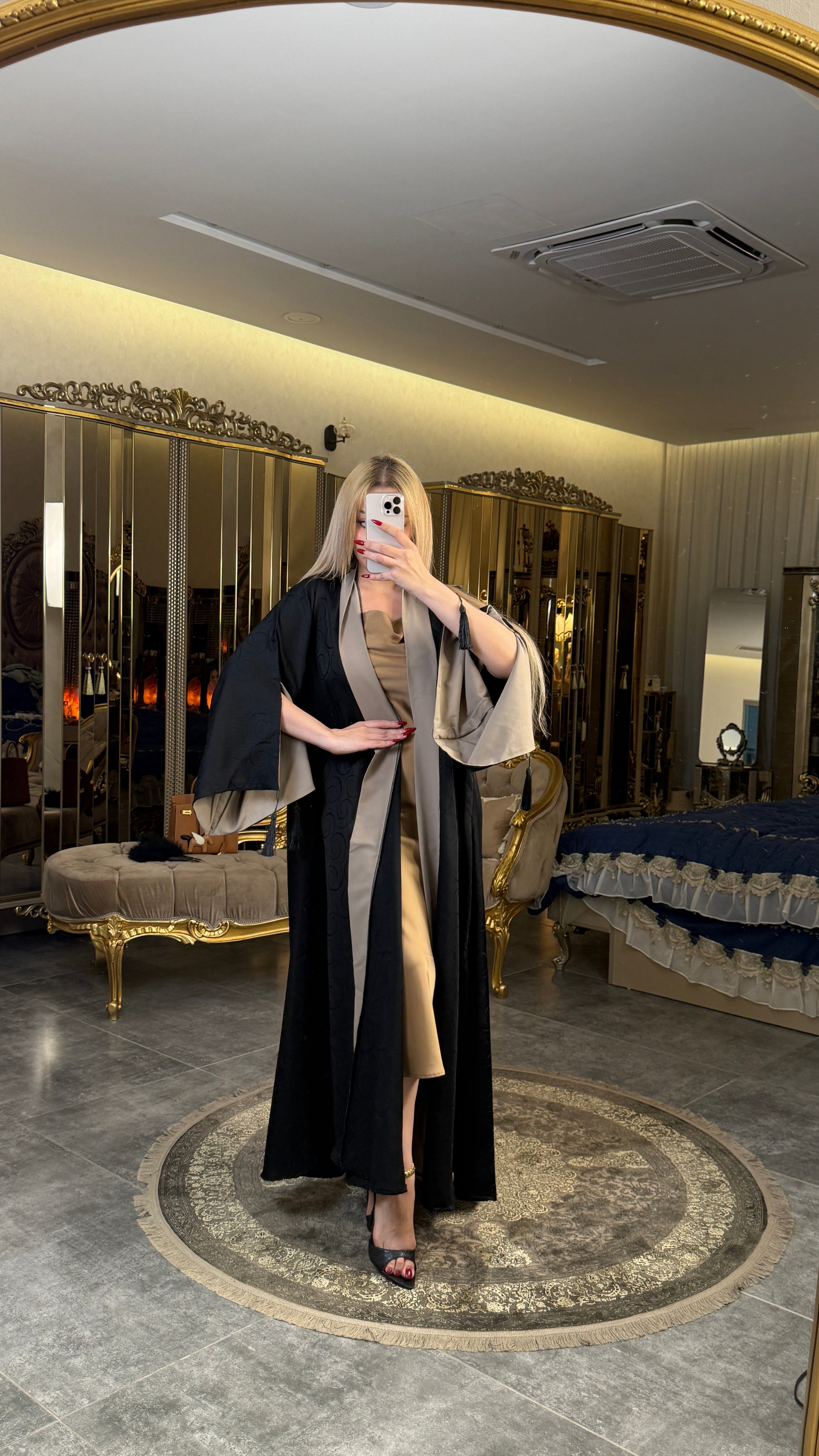 بشت انيق ومميز