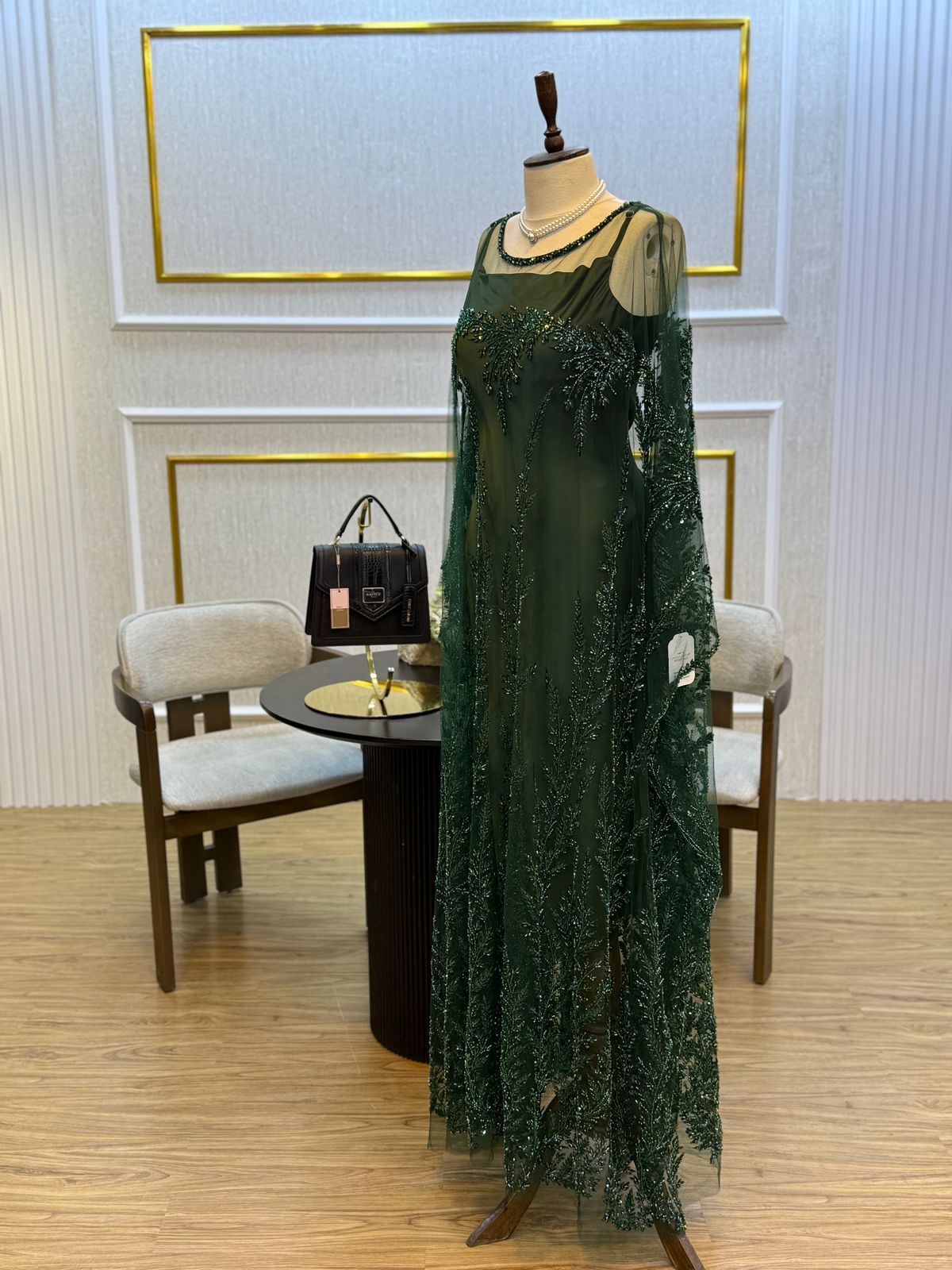 طقم مناسبه مشغول نم نم